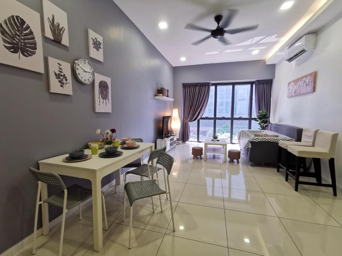 Charming Suite & Sunway And Petaling Jaya Exterior photo