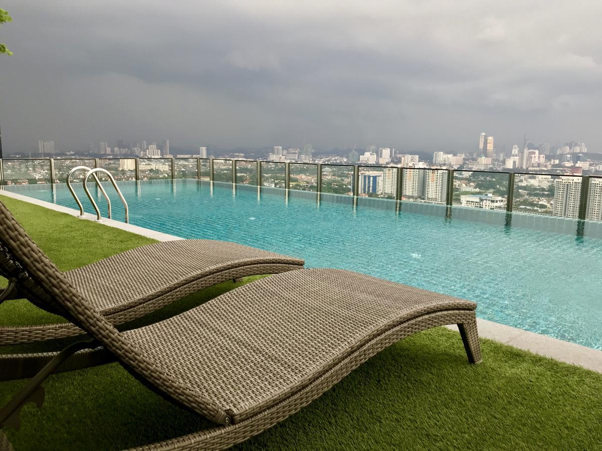 Charming Suite & Sunway And Petaling Jaya Exterior photo